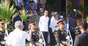 Mengecek Kesiapan Pasukan Pengamanan KTT ASEAN 42 di Labuan Bajo, Presiden Joko Widodo di Dampingi Panglima TNI